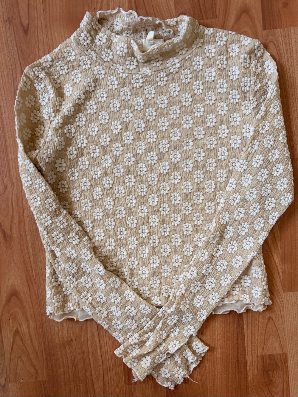 Promesa Cream and White Floral Lace Long Sleeve Mock Neck Top Small